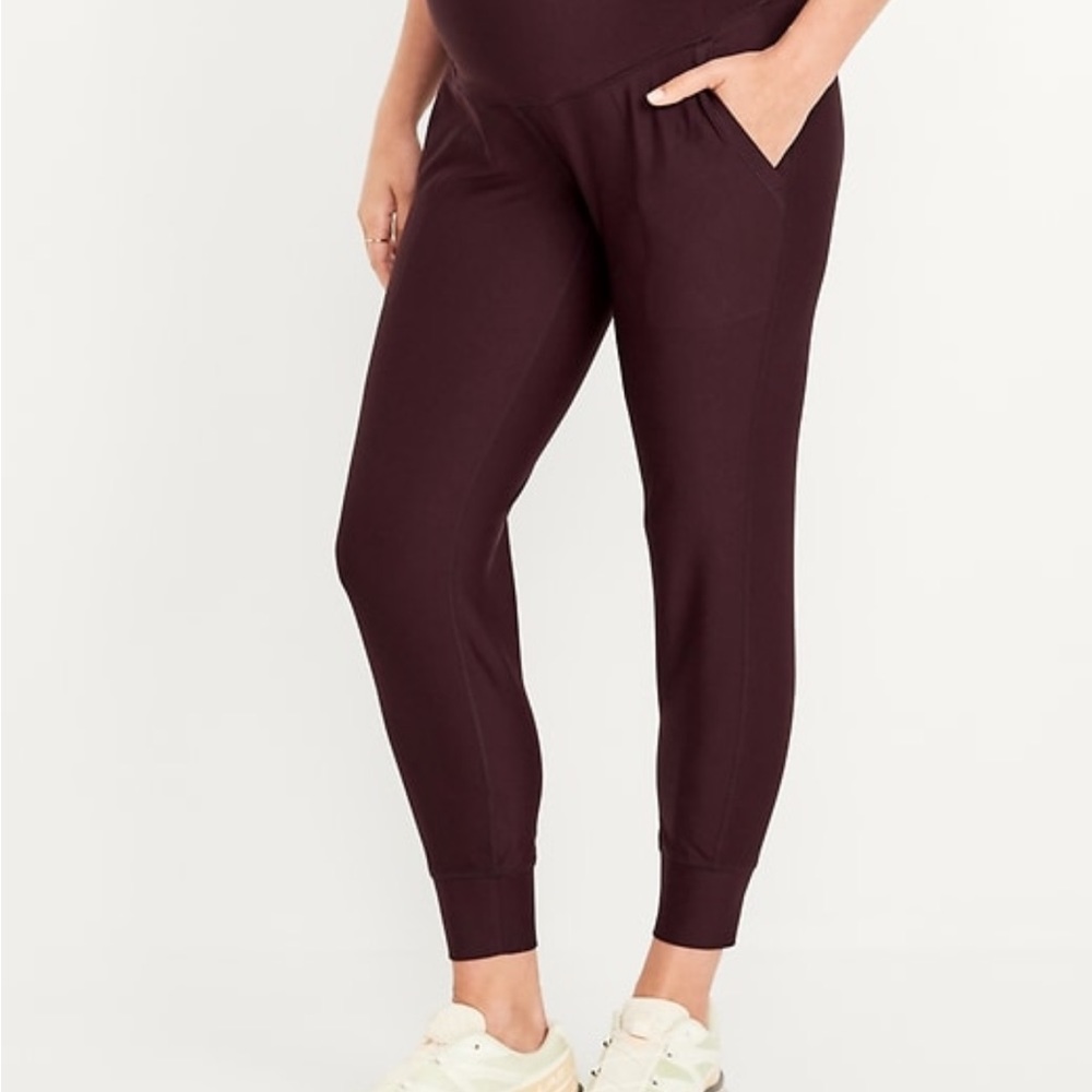 Maroon Maternity Leggings - Large